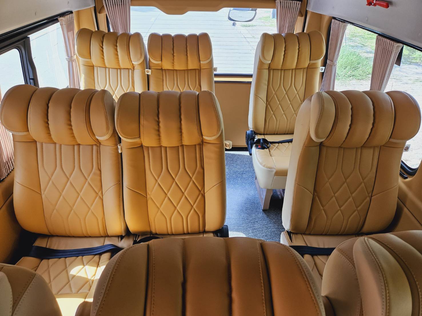 VAN RENTAL WITH DRIVER IN BANGKOK