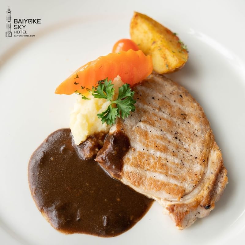 BANGKOK SKY RESTAURANT ON 76TH AND 78TH FLOOR