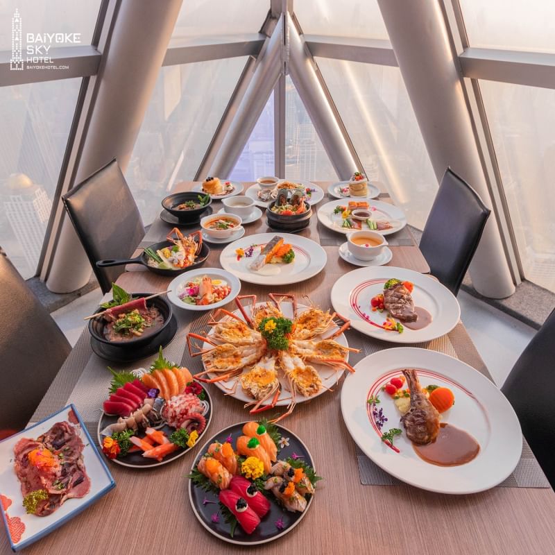 Baiyoke Sky Buffet on 81st Floors_1
