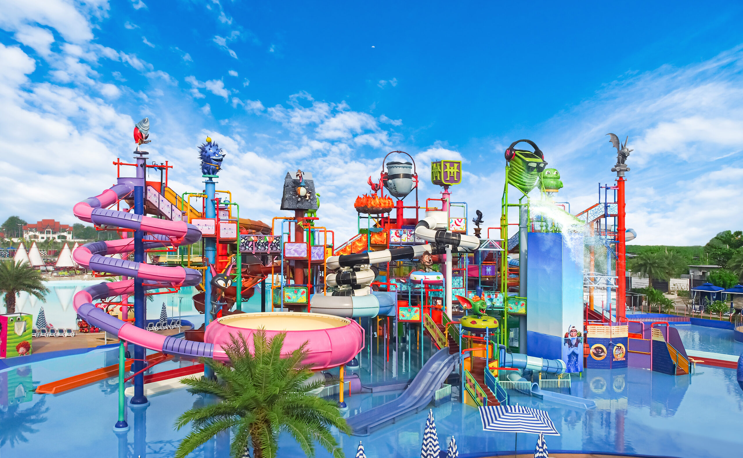 COLUMBIA PICTURES AQUAVERSE PATTAYA